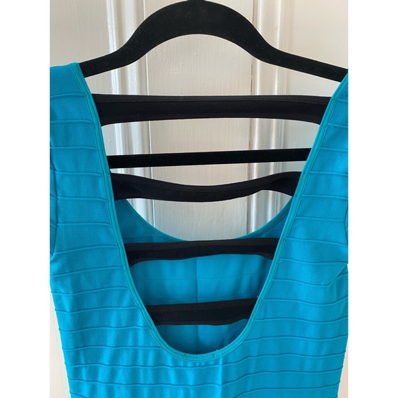 bebe Bandage Dress / Size 4/6 - Picture 4 of 4